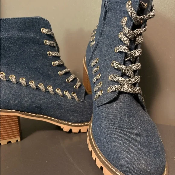 Women’s COMFORT BRAND Stylish Denim Ankle Boots SZ-10 - Picture 2 of 10